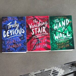 Kids Mystery Book Set - Blue, Red, Green